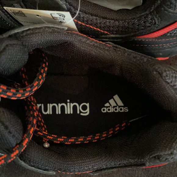 Adidas running shoes - Picture 2 of 5